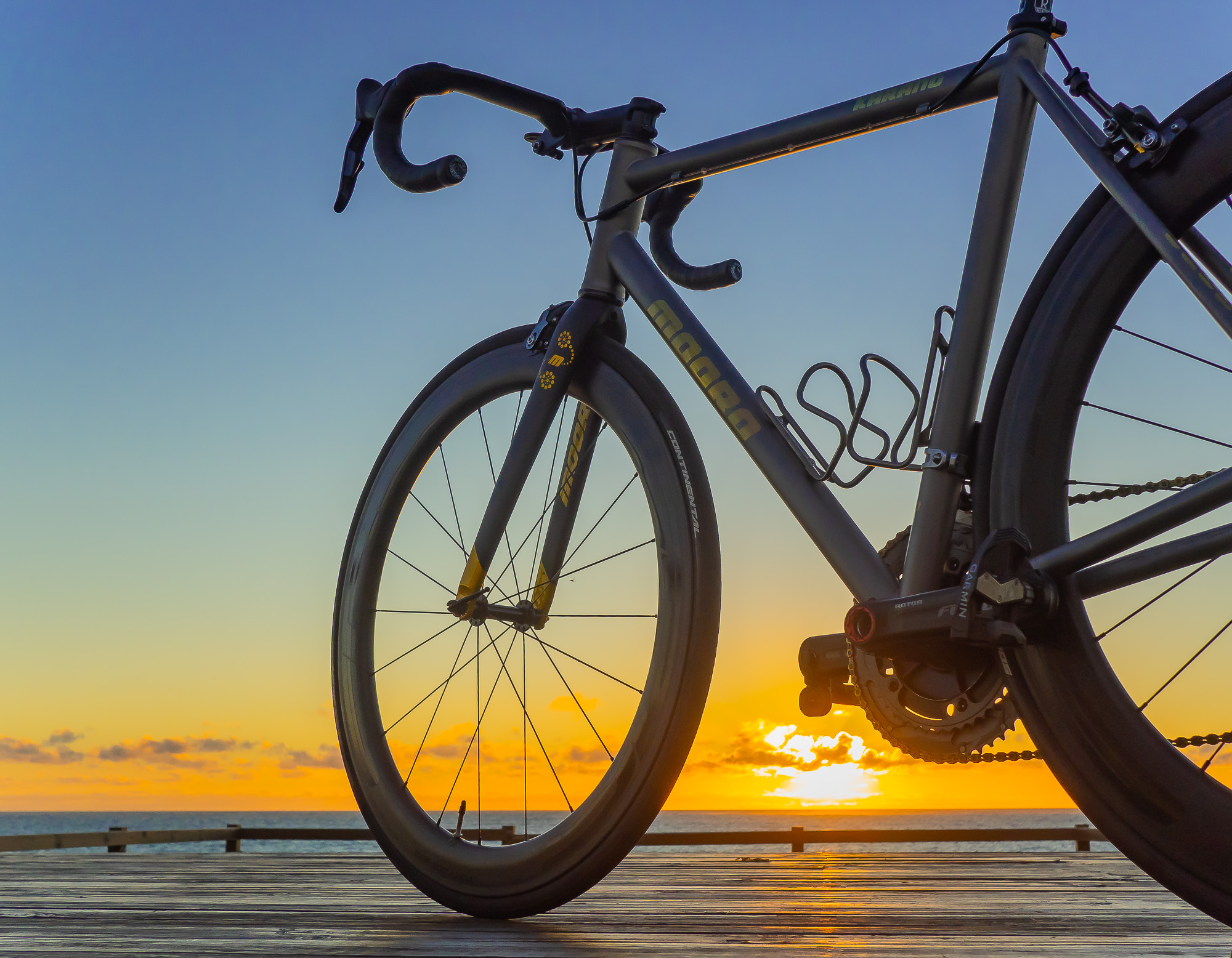 Mooro-Cycles-Karang-custom-titanium-road-bike